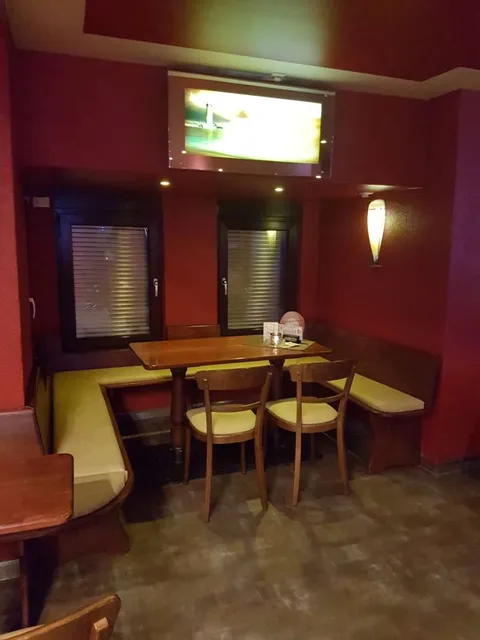 Sitzecke mit Tisch